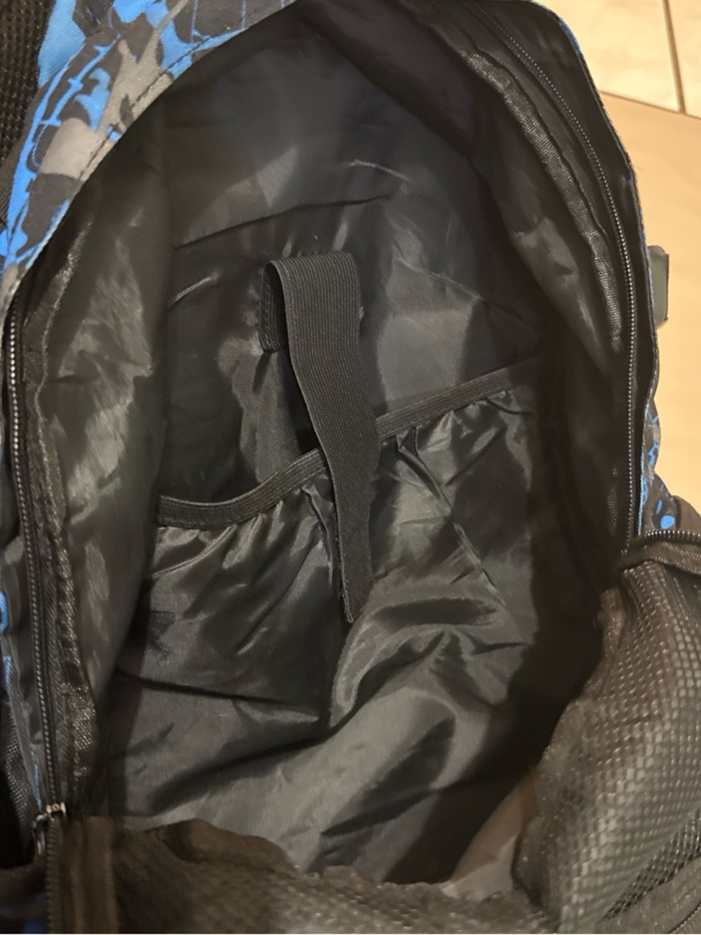Sporto Blue and Gray boys Graphic Backpack - Picture 3 of 5
